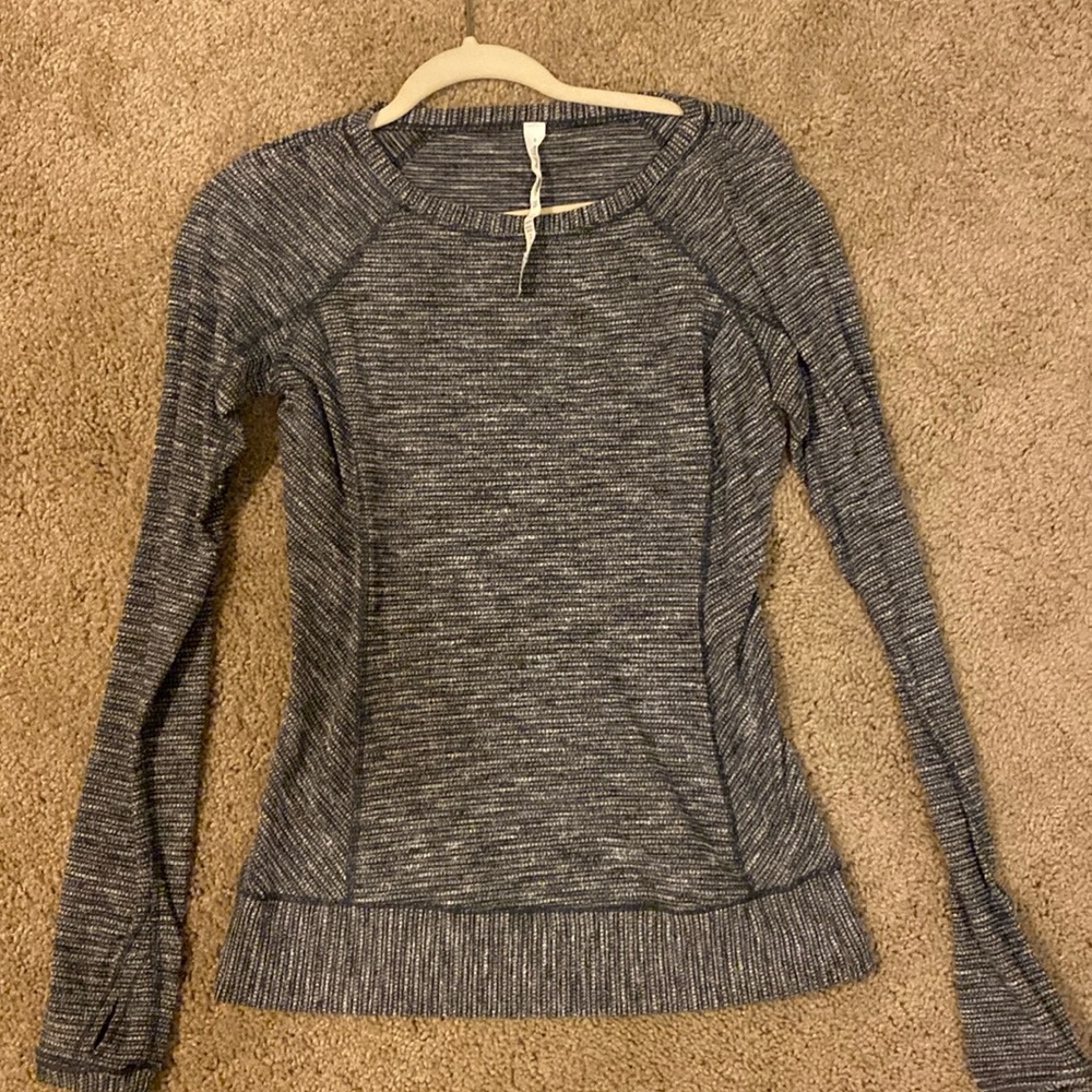 Lululemon long sleeve top